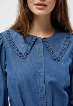 Minus Spijkerjurk - Dark Denim -Minus Winkel 045c9438fc374f66bc991e92eb586bb1