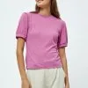 Minus Johanna- T-Shirt Basic - Super Pink -Minus Winkel 07b1073d569947e89cbc83a4f6b6f615