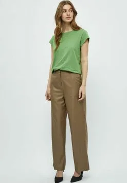 Minus Leti- T-Shirt Basic - Light Moss Green -Minus Winkel 0f9c3c8e050a45f99b175e325affd502