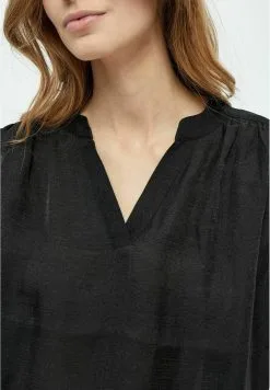 Minus Megara V-Neck Cap Sleeve- Blouse - Black -Minus Winkel 13ab6dc71d6e4861953b9961bbe27320