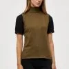 Minus Raka- Top - Dark Olive Melange -Minus Winkel 15bde7cb9f8e4fb8afbbd239b7eb390c