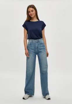 Minus Leti Tee - T-Shirt Basic - Black Iris -Minus Winkel 176a08c988434e65b70604909fedad93