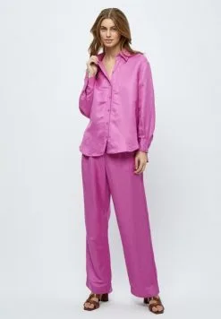 Minus Auguste- Overhemdblouse - Super Pink -Minus Winkel 17d667de8dc6441489585d183ae234a1