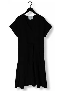 Minus Hemma Midi - Jurk - Zwart -Minus Winkel 18db9752504943d5b1ab86a4ef6b5ffb