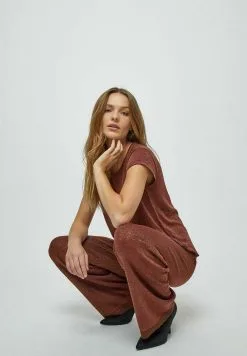 Minus Carlina- T-Shirt Basic - Dark Cinnamon Brown -Minus Winkel 2479e50662e04970aa17199e5d6214cd