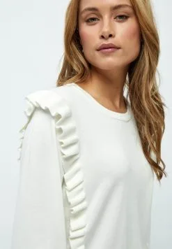 Minus Vesia - Trui - Broken White -Minus Winkel 2a82a4bd7c3143328995c29c7942974d