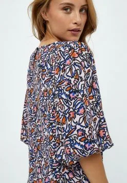 Minus Selia 3/4 Sleeve- Blouse - Ash Rose Print 10 Minus Selia 3/4 Sleeve- Blouse - Ash Rose Print -Minus Winkel 2a85ae4486634f4cb586d8b84444357e