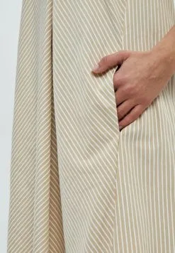 Minus Savia - Jurk - Sand Stripes -Minus Winkel 34d351192cd64bc1b8924367d4808916