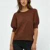 Minus Liva Puff Sleeve- T-Shirt Print - Dark Cinnamon Metallic -Minus Winkel 36836f7ed8b549a2a73bd280326732b8