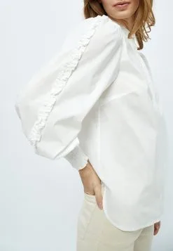 Minus Pearl - Overhemdblouse - Cloud Dancer -Minus Winkel 3bf8a087df1a4b1ca5463766179ba5a6