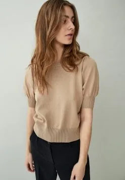 Minus Liva - T-Shirt Basic - Sand -Minus Winkel 46a67fc00aea46fb9a5caffe7dc419e9