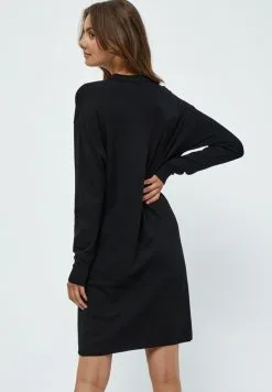 Minus Gira - Gebreide Jurk - Black -Minus Winkel 47ad9bbe024a4811a4f18827caaf5cb0