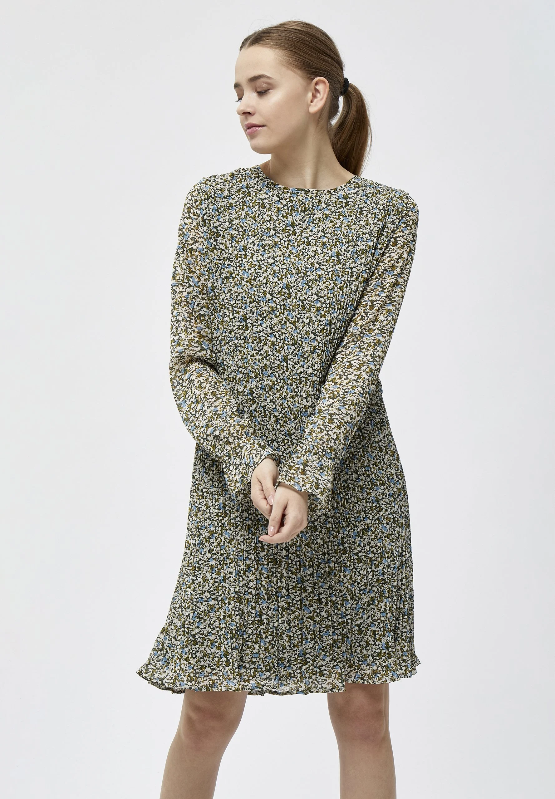 Minus Rikka- Jurk - Greenery Print 3 Minus Rikka- Jurk - Greenery Print