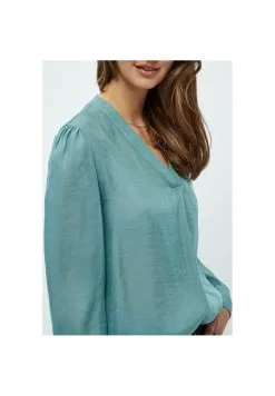 Minus Frilla - Blouse - Light Sea Mist -Minus Winkel 4d8227915b3a4c989565c725cceb6681