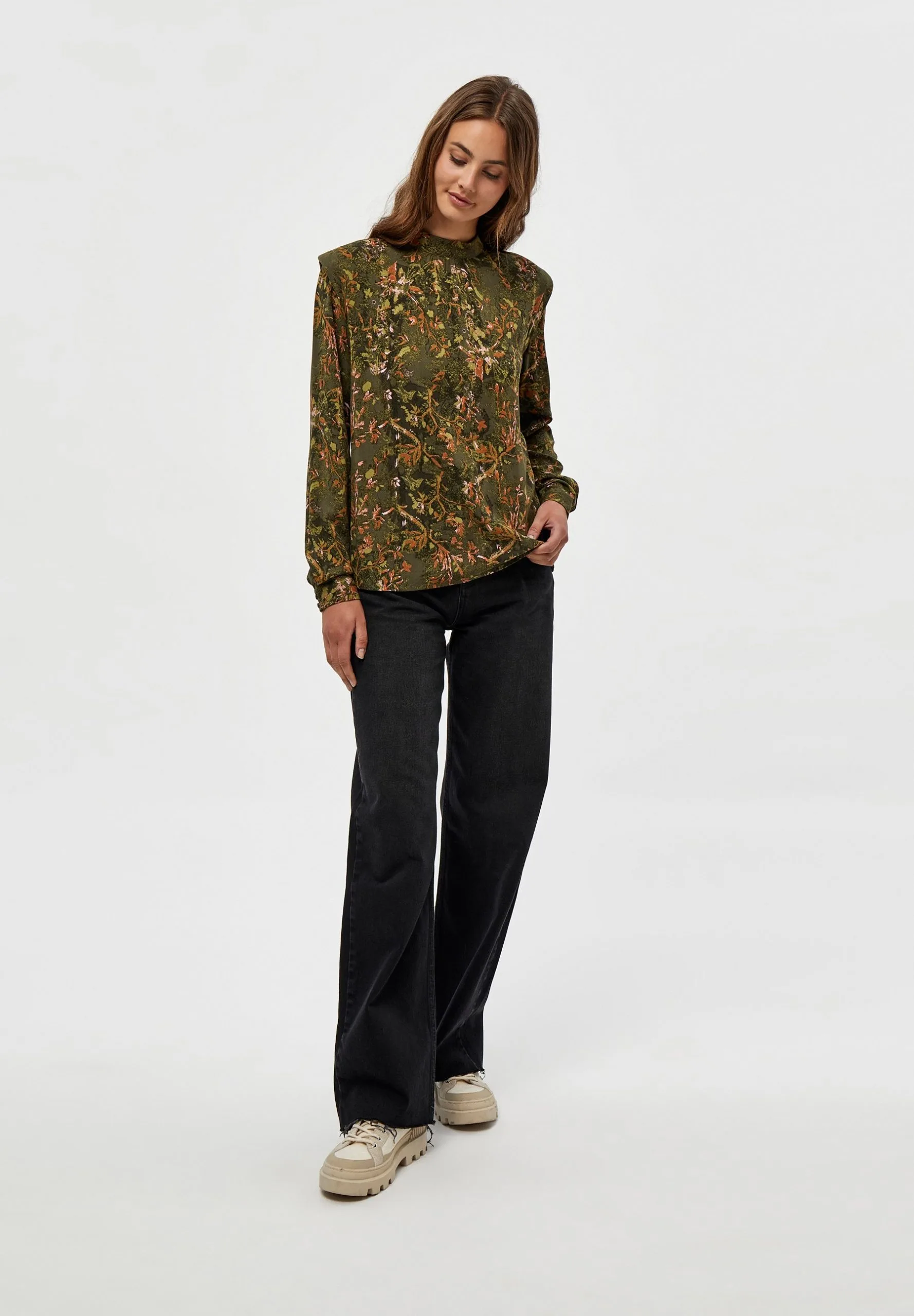 Minus Lela - Blouse - Dark Olive Flower Print 4 Minus Lela - Blouse - Dark Olive Flower Print - Afbeelding 2