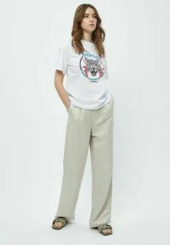 Minus Mirea- T-Shirt Print -White -Minus Winkel 5d3d91dc29c24a7c8e6356b5f8a6a466