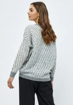 Minus Stormy - Trui - Grey Striped -Minus Winkel 6633427b22de4b7abaedca5e8825426b
