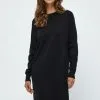 Minus Gira - Gebreide Jurk - Black -Minus Winkel 6af20ede0e7f4bb9b066375213ef1706