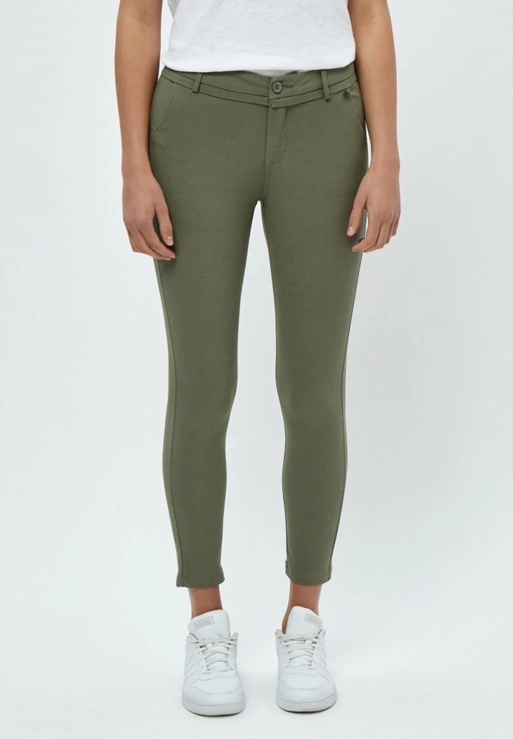 Minus Carma 7/8 - Chino - Green Field 3 Minus Carma 7/8 - Chino - Green Field