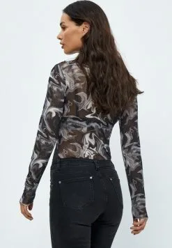 Minus Divia Turtleneck- Longsleeve - Black Swirl Print -Minus Winkel 6dfe1696be6d4ea1adead169d61f5f12