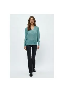 Minus Frilla - Blouse - Light Sea Mist -Minus Winkel 740866e3ff1c4c8faccf88ea49afe3c1