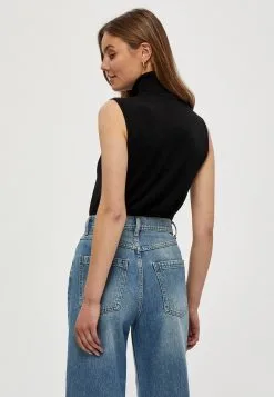 Minus Raka- Top - Black -Minus Winkel 764146ab651648248c7bf819edd9c0a5