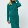 Minus Ava Turtleneck - Etui-Jurk - Ocean Green -Minus Winkel 80954a3f42c9443aa7d37765211aa33d