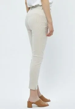 Minus Carma- Chino - Sand -Minus Winkel 8b1c07b20a4f4019a1ab52d077967184