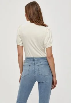 Minus Johanna- T-Shirt Basic - Cloud Dancer -Minus Winkel 8dbf3a9b55ed4b12a3da521d051283e1