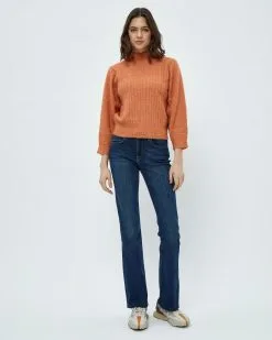 Voorkant -Minus Winkel 94ccba0c355a48a5b91a9d353b4d3b8c