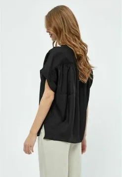 Minus Megara V-Neck Cap Sleeve- Blouse - Black -Minus Winkel 969e4bad070e4f6ebdb23ba03d72b358