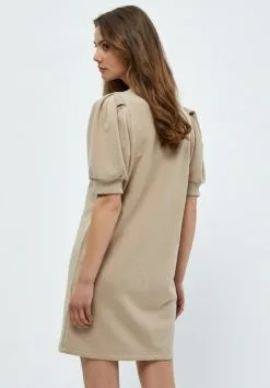 Minus Mika- Jurk - Sand -Minus Winkel a7d865a4c30140c6bfe58c2c0903af80