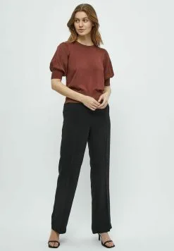 Minus Liva- T-Shirt Basic - Dark Cinnamon Brown -Minus Winkel a909ee6ab04f4616815a6e394b2a5b13