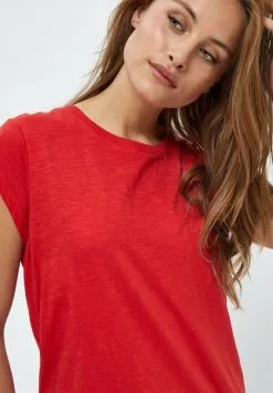 Minus Leti Tee - T-Shirt Basic - Lava Red -Minus Winkel a96b120c10f642d0b9d7cfe18c381abc