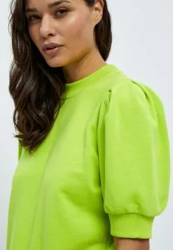 Minus Mika - T-Shirt Basic - Bright Lime -Minus Winkel ab06375a3e9b49ce92a2745229e4f9ca