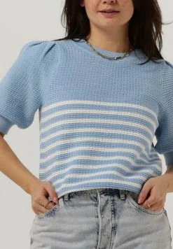 Minus Embia - T-Shirt Print - Lichtblauw -Minus Winkel ace45e3f966f47a5875f2566d265dce9