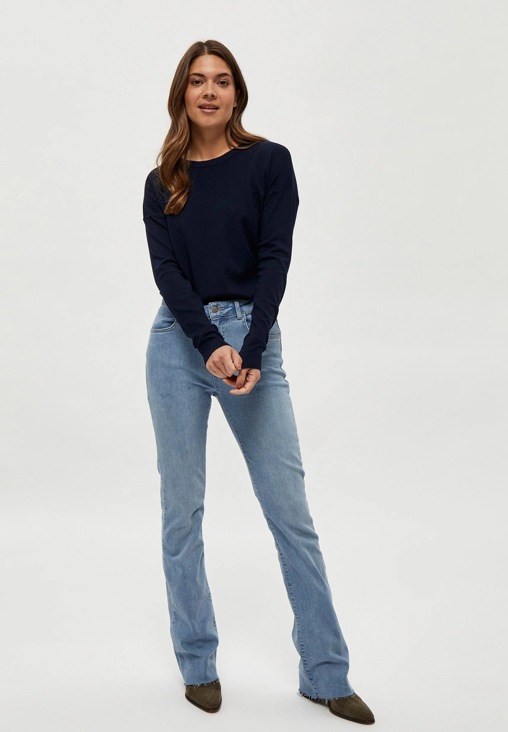 Minus Elne - Trui - Black Iris Solid 4 Minus Elne - Trui - Black Iris Solid - Afbeelding 2