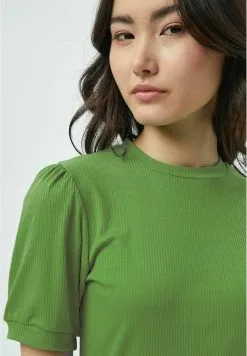 Minus Johanna- T-Shirt Basic - Light Moss Green -Minus Winkel c3455014bdca49ad8f4c93e4d3ba82d2