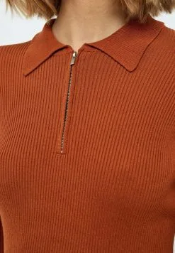 Minus Sunva- Trui - Desert Sand 10 Minus Sunva- Trui - Desert Sand -Minus Winkel c44173ae23f746f7b793d81d15023453