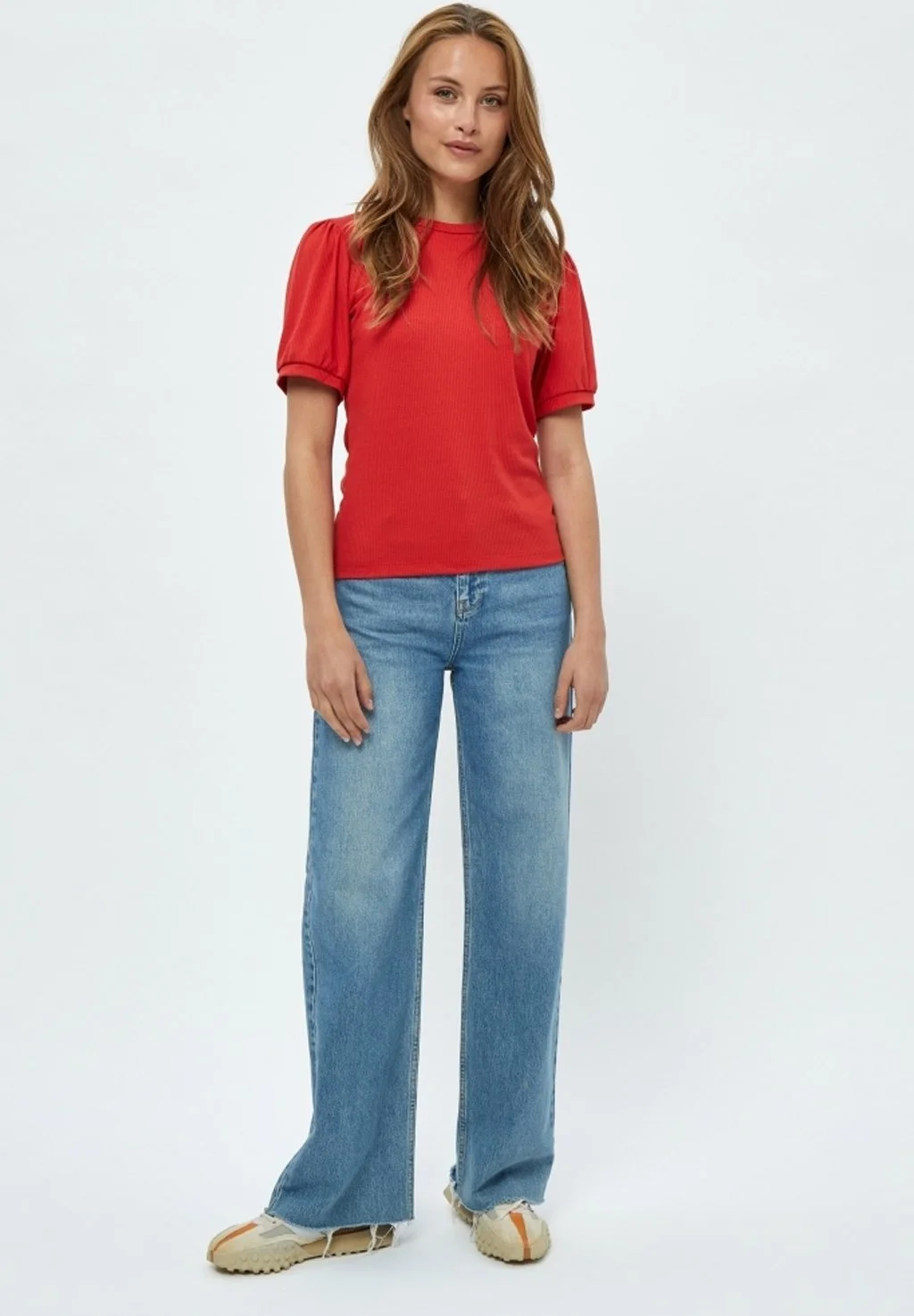 Minus Johanna- T-Shirt Basic - Lava Red 4 Minus Johanna- T-Shirt Basic - Lava Red - Afbeelding 2