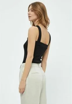 Minus Alania Gots - Top - Black 8 Minus Alania Gots - Top - Black -Minus Winkel d0265015a179420eb8df8d3d6e4d43fc