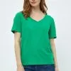 Minus Leti V-Neck Tee - T-Shirt Basic - Apple Green