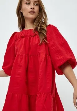 Minus Lelia- Jurk - Lava Red 10 Minus Lelia- Jurk - Lava Red -Minus Winkel d6560e57e0614234afca547775a2c209