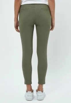 Minus Carma 7/8 - Chino - Green Field 9 Minus Carma 7/8 - Chino - Green Field -Minus Winkel d70cc7db8cc344d099ee53f5e71b3d6a