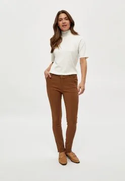 Minus Lima Roll Neck - T-Shirt Basic - Broken White -Minus Winkel d806dee5190e4d07915638596a2dec89