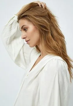 Minus Melana- Blouse - Cloud Dancer -Minus Winkel f2e6c541c660401a97ea11dd40efa229