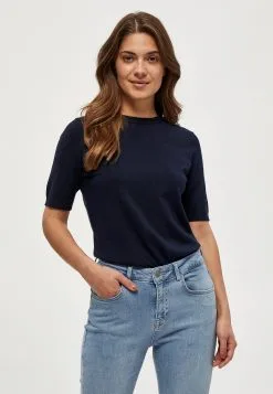 Minus Pamela - T-Shirt Basic - Black Iris Solid