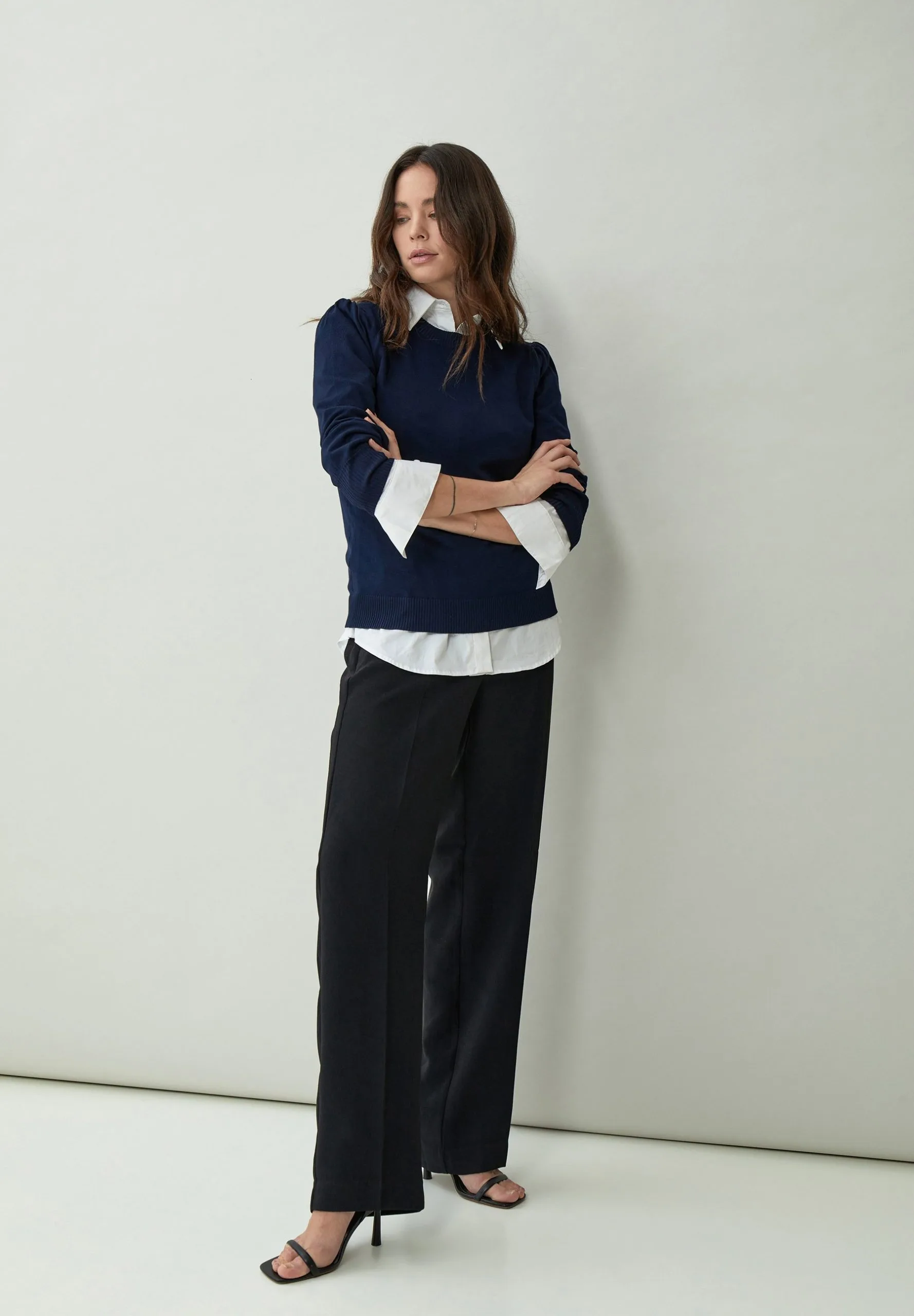 Minus Mersin - Trui - Black Iris Solid 9 Minus Mersin - Trui - Black Iris Solid - Afbeelding 7