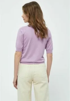 Minus Milla V-Neck 1 - T-Shirt Basic - Lupine Purple -Minus Winkel fe0ff32167ee46edb7da5d91437c5d48